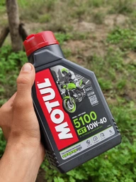 Моторное масло Motul 5100 4T 15W-50 4 л (104083) фото от покупателей 8