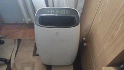 Кондиціонер мобільний Electrolux EACM-10 HR/N3 фото від покупців 14