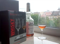 Бурбон Evan Williams Bottled in Bond 0.75 л 50% (96749021376) фото від покупців 1
