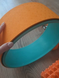 Колесо для йоги EasyFit TPE 33 см рожево-м'ятне фото від покупців 8