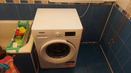 Стиральная машина Whirlpool FWG81284WEU