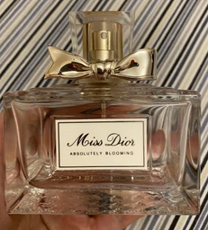 Парфюмированная вода для женщин Dior Miss Dior Absolutely Blooming 30 мл (3348901300063) фото от покупателей 2