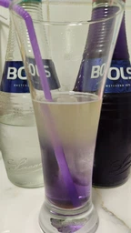 Лікер Bols Parfait Amour 0.7 л 24% (8716000964717) фото від покупців 1