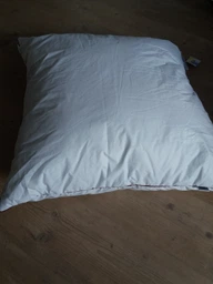 Подушка антиаллергенная MirSon 1172 DeLuxe EcoSilk Мягкая 40х40 см (2200003264944)