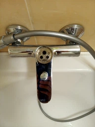 Смеситель для ванны HANSGROHE Focus E2 31940000 фото от покупателей 1