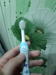 Зубная щетка Chicco First Milk Teeth для первых зубов 6-36 месяцев Голубая (12081.11) фото от покупателей 4