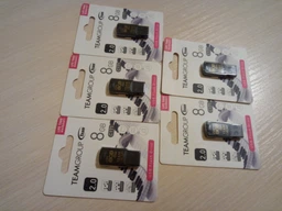USB флеш накопичувач Team 32GB C171 Black USB 2.0 (TC17132GB01) фото від покупців 3