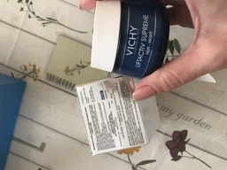 Ночной разглаживающий крем Vichy Liftactiv Hyaluronic Specialist H.A. с гиалуроновой кислотой для коррекции морщин кожи лица 50 мл (3337871322502) фото от покупателей 4