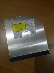 Ноутбук Dell Inspiron 3582 (3582N44HIUHD_LBK) Black фото от покупателей 1