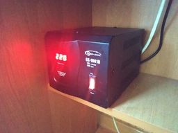 Стабілізатор напруги Gemix GX-1001D фото від покупців 2