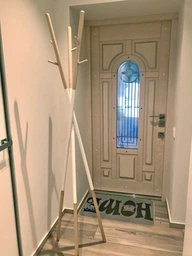 Вішалка офісна Fenster Ультра Біло-чорна фото від покупців 3