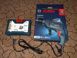 Ударний дриль Bosch Professional GSB 550 + набір аксесуарів (41 шт.) (06011A1003)