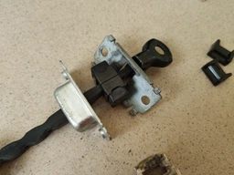 Ремкомплект ограничителей дверей Mazda 3 2003-2013 фото от покупателей 5