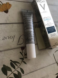 Разглаживающий крем Vichy Liftactiv Hyaluronic Specialist H.A. с гиалуроновой кислотой для коррекции морщин и темных кругов зоны вокруг глаз 15 мл (3337871323332)