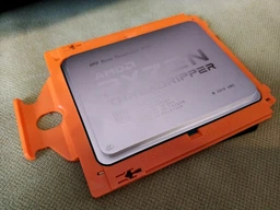 Процесор AMD Ryzen Threadripper 3970X 3.7GHz / 128MB (100-100000011WOF) sTRX4 BOX фото від покупців 5