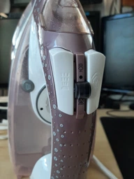 Праска парова з керамічною підошвою Russell Hobbs Pearl Glide Rose 2600 Вт фото від покупців 4