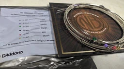 Струни для гітари D'Addario Nickel Bronze Custom Light (11-52) (NB1152) фото від покупців 1