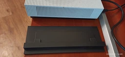 Вертикальная подставка Vertical Stand для Xbox One S черный (X-ONES-005) фото от покупателей 3