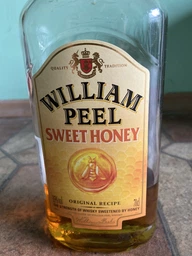 Ликер William Peel Honey 0.7 л 35% (3107872900500) фото от покупателей 4