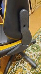 Комп'ютерне Ігрове Крісло Геймерське з Підніжкою для Геймера GT Racer X-2534-F Чорне / Жовте фото від покупців 2