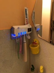 Диспенсер для зубной пасты и щеток автоматический Toothbrush sterilizer (W-020) , УФ-стерилизатор