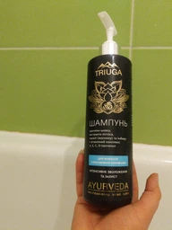 Шампунь для волос с секущимися кончиками Triuga Ayurveda Professional Home Care Увлажнение и Защита 500 мл (4820164640708)
