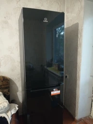 Двухкамерный холодильник INDESIT LI8 FF2 K фото от покупателей 13