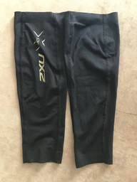 Компрессионные гетры 2XU, MCS Compression Calf Guard, M, черный/золотой логотип фото от покупателей 1