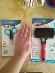 Пуходерка односторонняя для ухода за шерстью и подшёрстком у собак Trixie 17 х 10 см (4011905023014) фото от покупателей 5