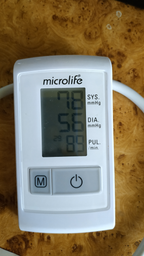 Тонометр полуавтоматический Microlife BP N1 Basic с индикатором гипертензии фото от покупателей 4