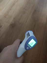 Бесконтактный инфракрасный термометр Non-contact для детей (бело-сиреневый) фото от покупателей 5