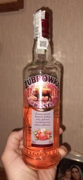 Ликер Zubrowka Rose 0.5 л 32% (5900343007900) фото от покупателей 4