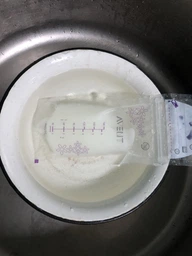 Пакеты Philips AVENT для хранения грудного молока 25 х 180 мл (SCF603/25) фото от покупателей 8
