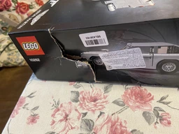 Конструктор LEGO Creator Expert James Bond Aston Martin DB5 1295 деталей (10262) фото от покупателей 1