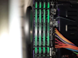 Модуль пам'яті для комп'ютера DDR4 8GB 4000MHz Fury Renegade RGB Kingston Fury (ex.HyperX) (KF440C19RBA/8)