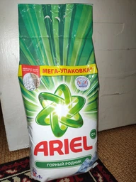 Пральний порошок Ariel 1,5кг Гірська свіжість фото від покупців 11