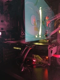 Видеокарта GIGABYTE Radeon RX 5600 XT GAMING OC 6G (GV-R56XTGAMING OC-6GD)