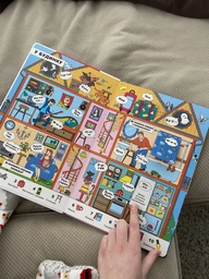 Большой виммельбух с окошками для детей 0-1-2-3 лет "Книжка звуків + секретні віконця" фото от покупателей 10