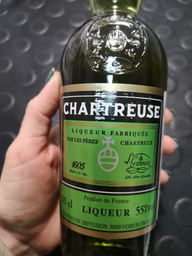 Ликер Chartreuse Green 0.375 л 55% (3023480110356) фото от покупателей 1