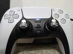 Силіконові накладки на аналогові стики Honson Dualshock 4 чорний з білою окантовкою 2 шт. фото від покупців 17