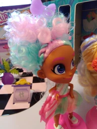 Іграшка лялька Hairdorables Dolls серія 3 з аксесуарами (23725) фото від покупців 4