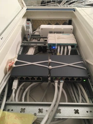 Маршрутизатор MikroTik hEX (RB750Gr3) 5-портовий фото від покупців 7