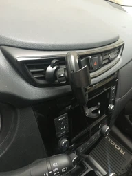 Автодержатель для телефона с беспроводной зарядкой Baseus Metal Gravity Car Mount Black (WXYL-B0A) фото от покупателей 4