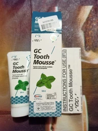 Ремінералізуючий захисний крем GC Tooth Mousse для чутливих зубів з смаком м'яти фото от покупателей 2