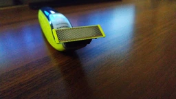 Электростанок (триммер) Philips OneBlade QP2530/20 (8710103785002/8710103865476/8710103784999) фото от покупателей 14