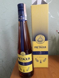 Алкогольный напиток Metaxa 5* 0.7 л 38% в подарочной упаковке (5202795120054) фото от покупателей 4