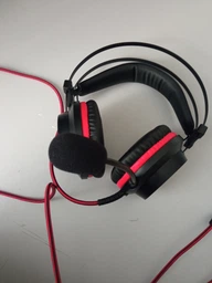 Наушники Real-El GDX-7450 Black-red (EL124100039) фото от покупателей 9