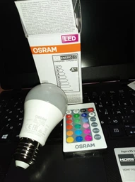 Лампочка Osram 4058075430754 Retrofit E27 9.4W 2700K 806Lm IP20 з пультом (066517) фото от покупателей 19
