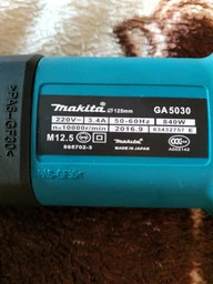 Угловая шлифмашина Makita GA 5030 R (GA5030R) фото от покупателей 9