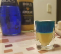 Упаковка лікерів Bols Blue Curacao 21% 0.7 л х 6 шт (08716000076656) фото від покупців 1